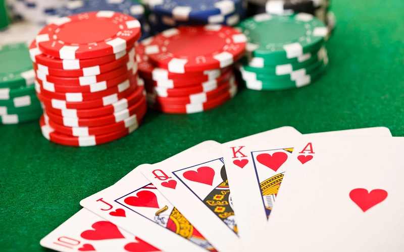 Hướng dẫn luật chơi cơ bản Poker 99OK