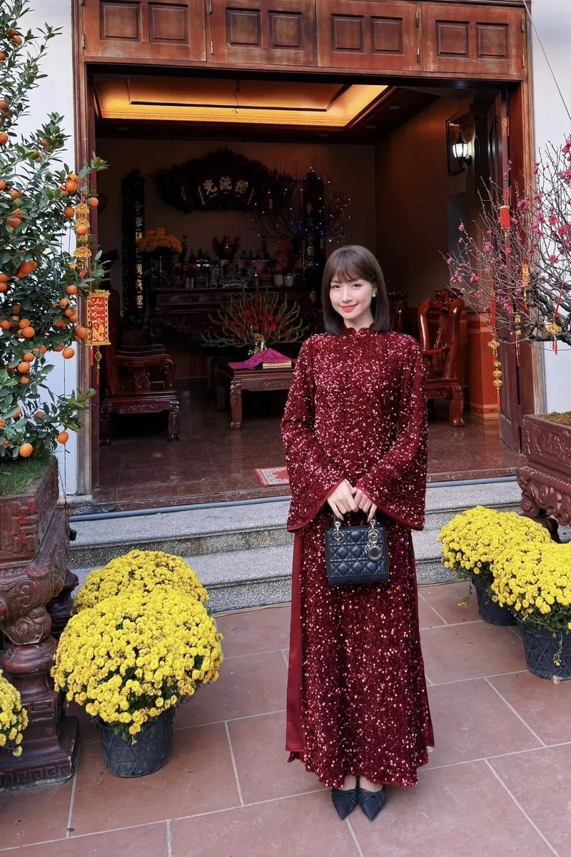 Tàu Anh Qua Núi Hòa Minzy phiên bản đầy cảm xúc