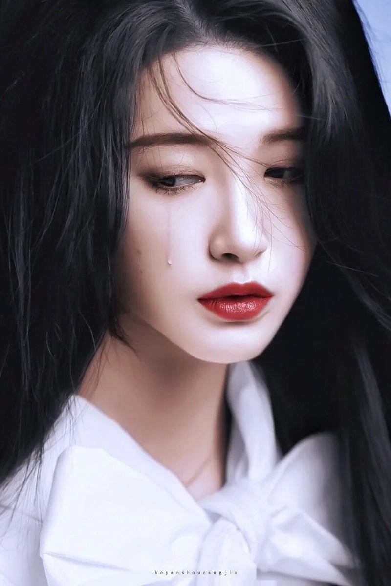 Nỗi đau âm thầm là cô gái khóc cô gái khóc ảnh buồn