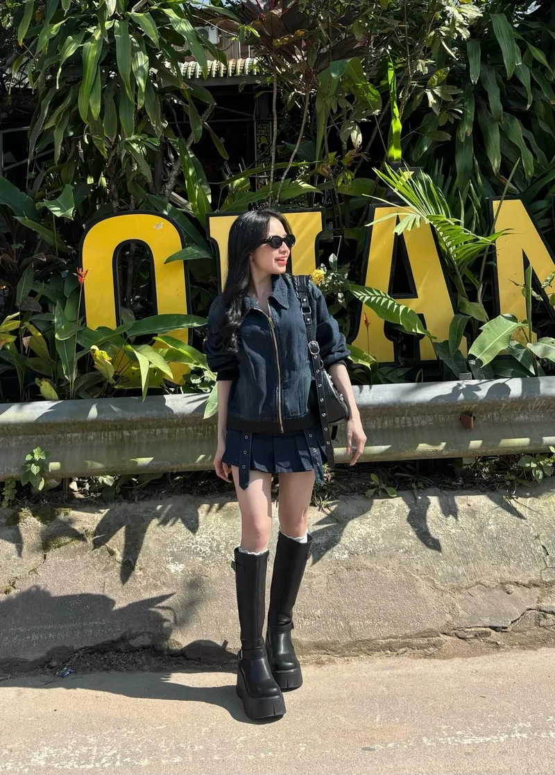 Cảm nhận nét duyên dáng qua ảnh con gái đẹp cực cuốn hút