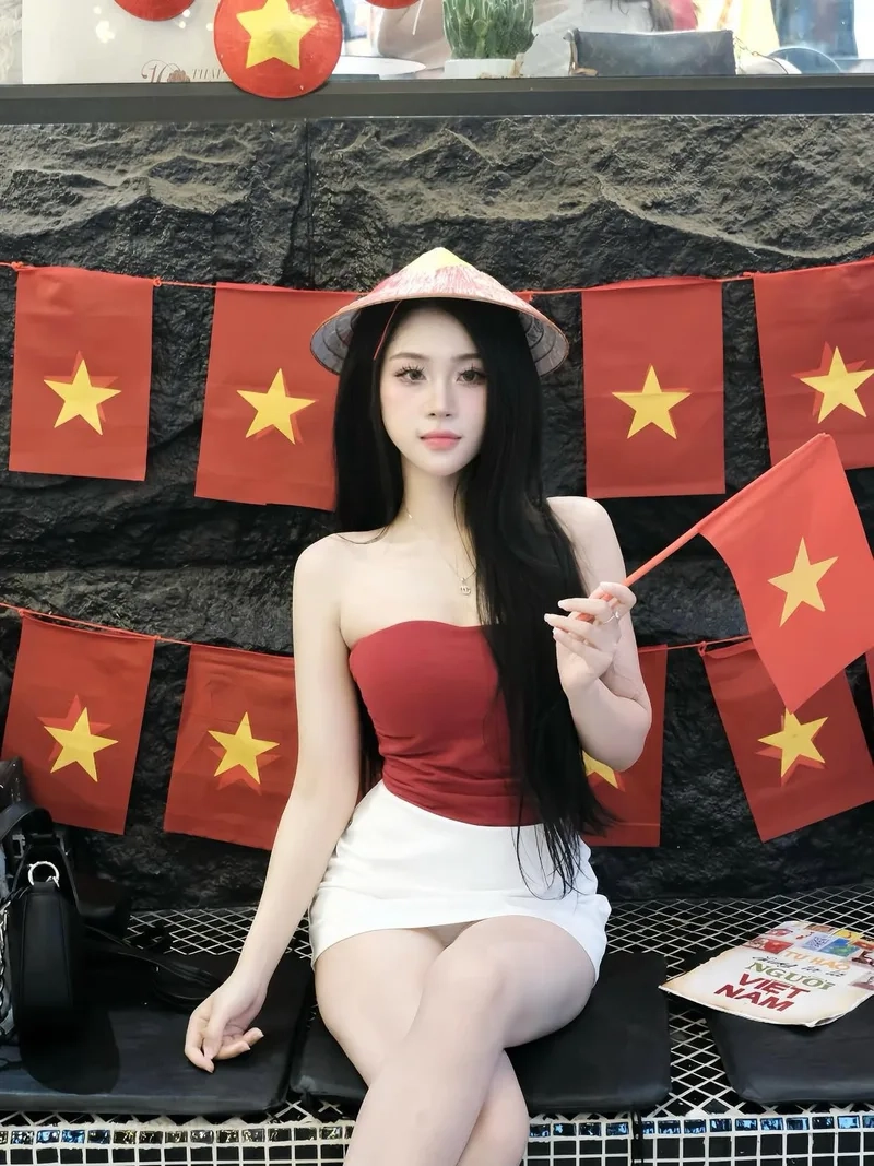 Nổi bật giữa đám đông với gái xinh cute ảnh đại diện đẹp cho nữ