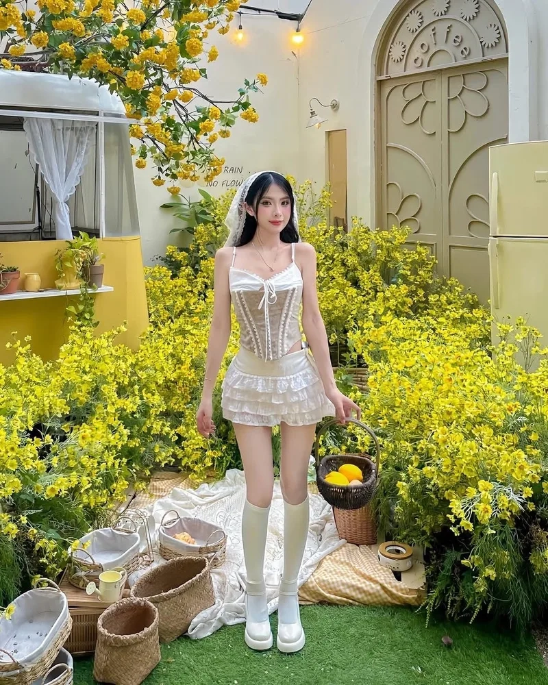 Chiêm ngưỡng vẻ xinh xắn trong Hình nền gái 2k5 đẹp nhất