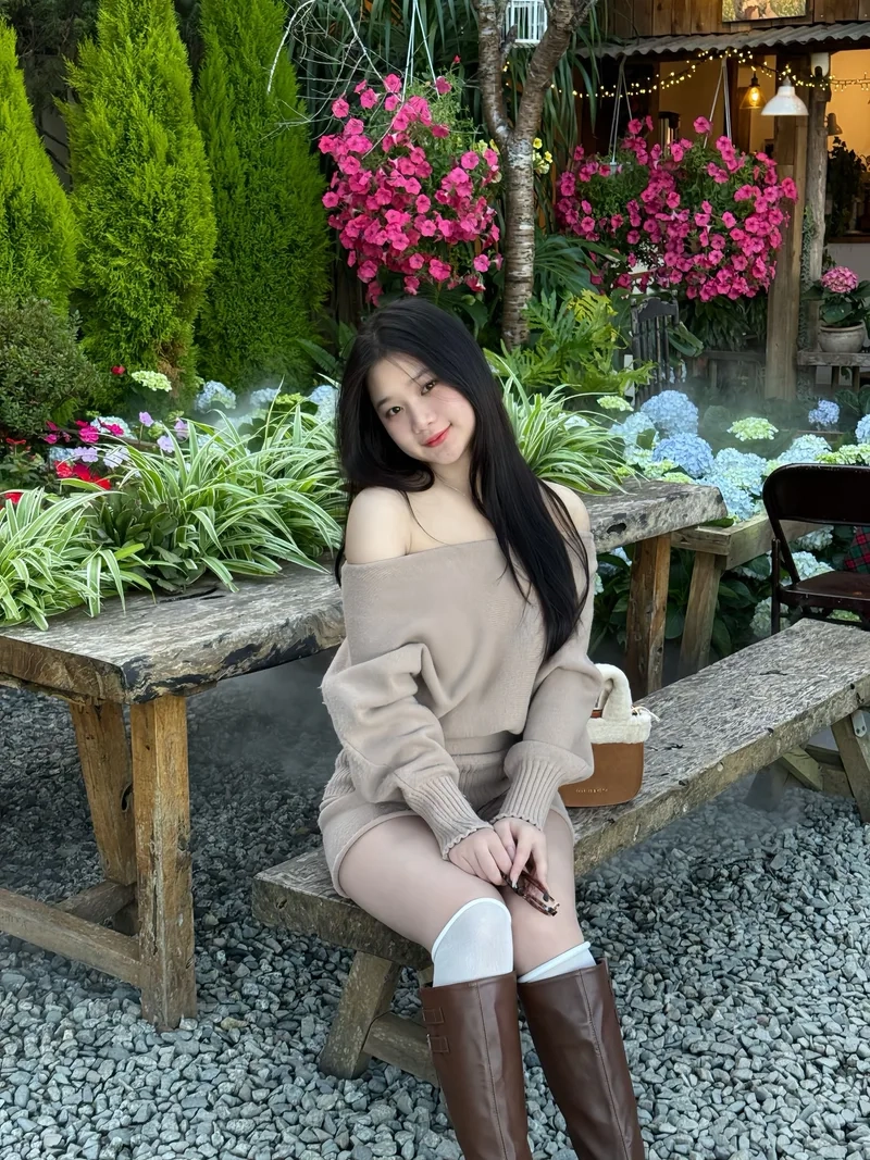 Tải liền tay Download ảnh hot girl dễ thương đáng yêu hết nấc