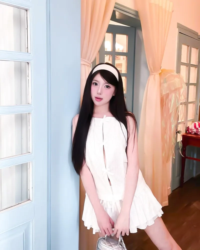 Tuổi mới lớn rạng ngời ảnh gái xinh lớp 6