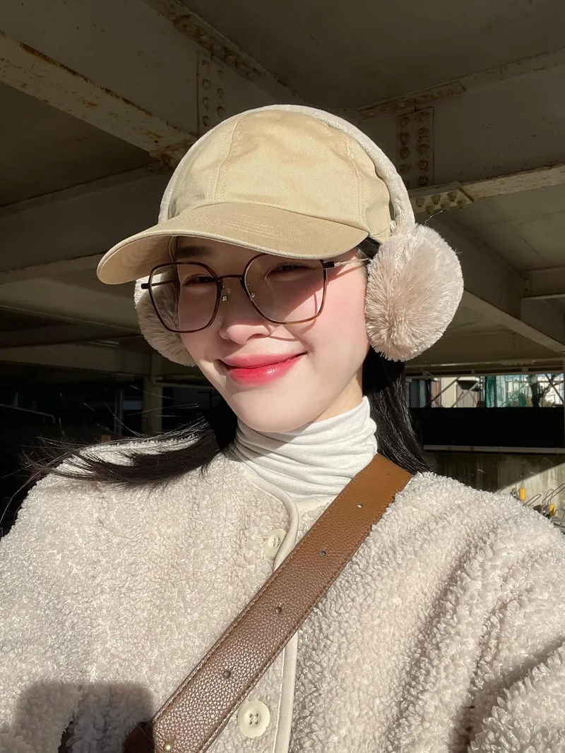 Nổi bật thần thái riêng cùng Avatar con gái xinh ngầu Instagram