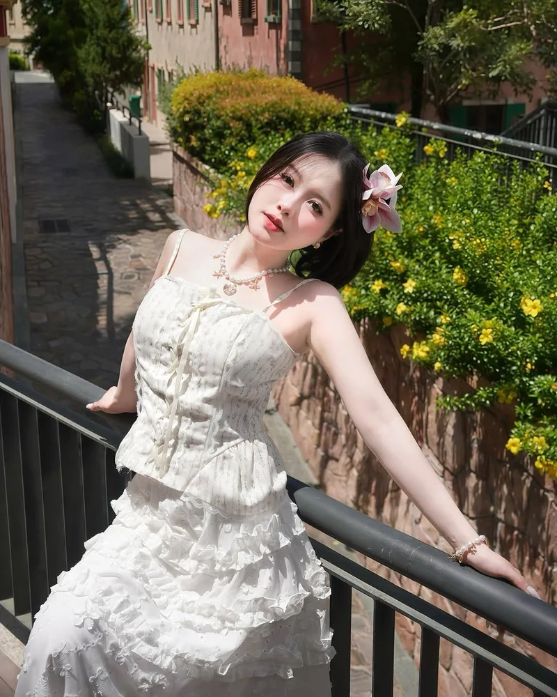 Vẻ đẹp ngọt ngào từ gái cute việt nam