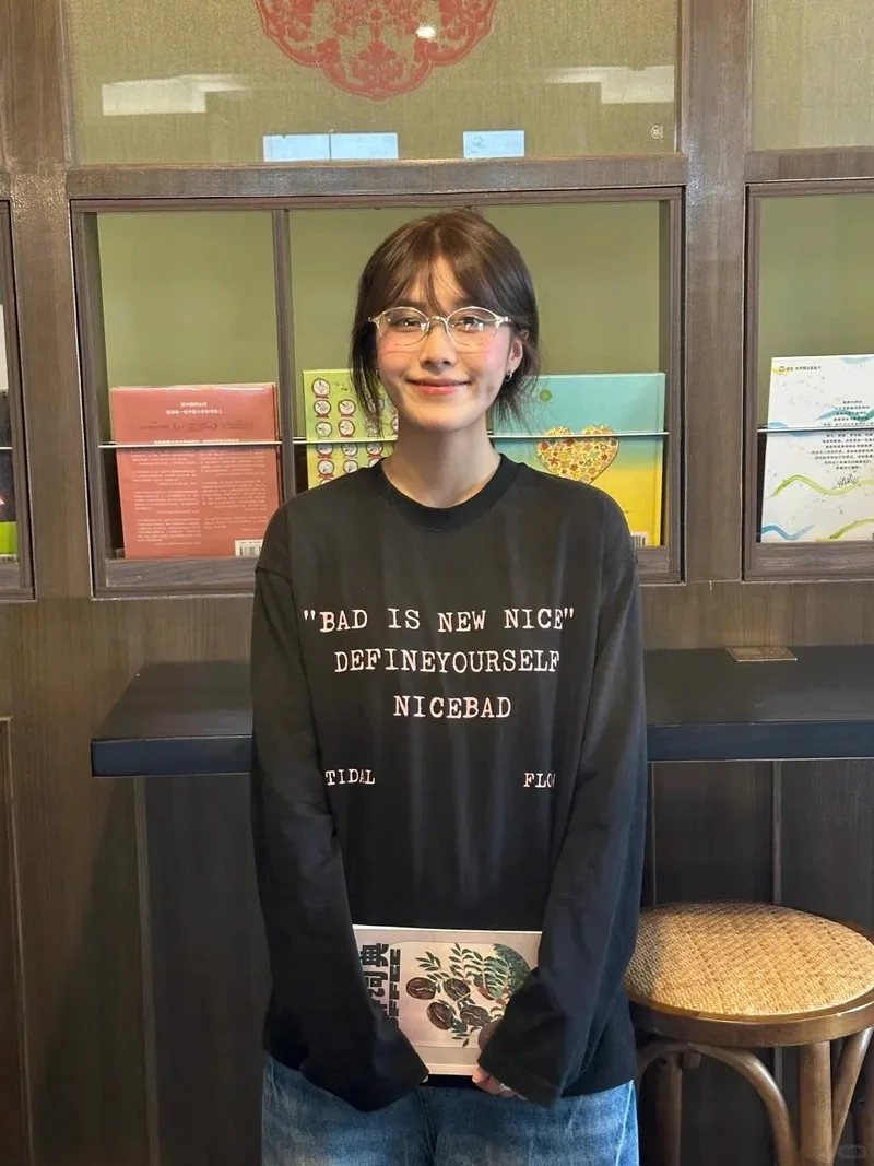 Tận hưởng phong cách mạng với Ảnh mạng gái tóc ngắn