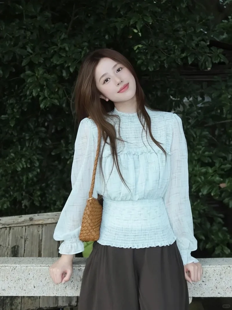 Tạo màn hình sống động với Hình nền gái xinh Việt Nam