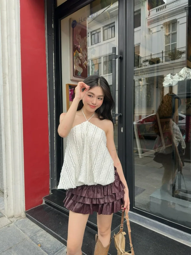 Đơn giản mà nổi bật cùng ảnh avatar gái thu hút mọi ánh nhìn