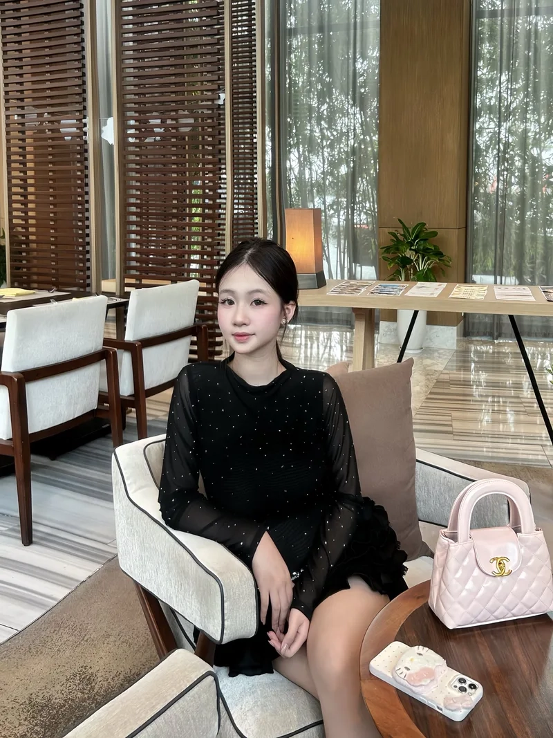 Chọn lọc Tải hình nền gái đẹp dễ thương cho điện thoại