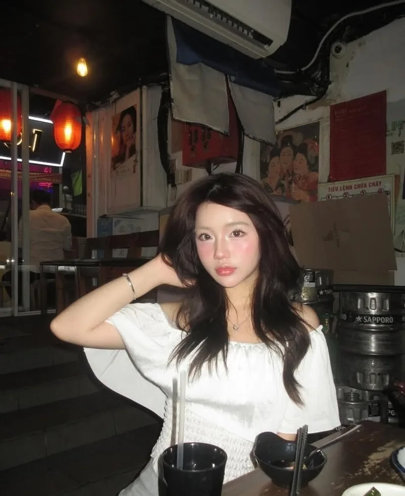 Làm đẹp màn hình với Hình nền gái đẹp 4k cho điện thoại