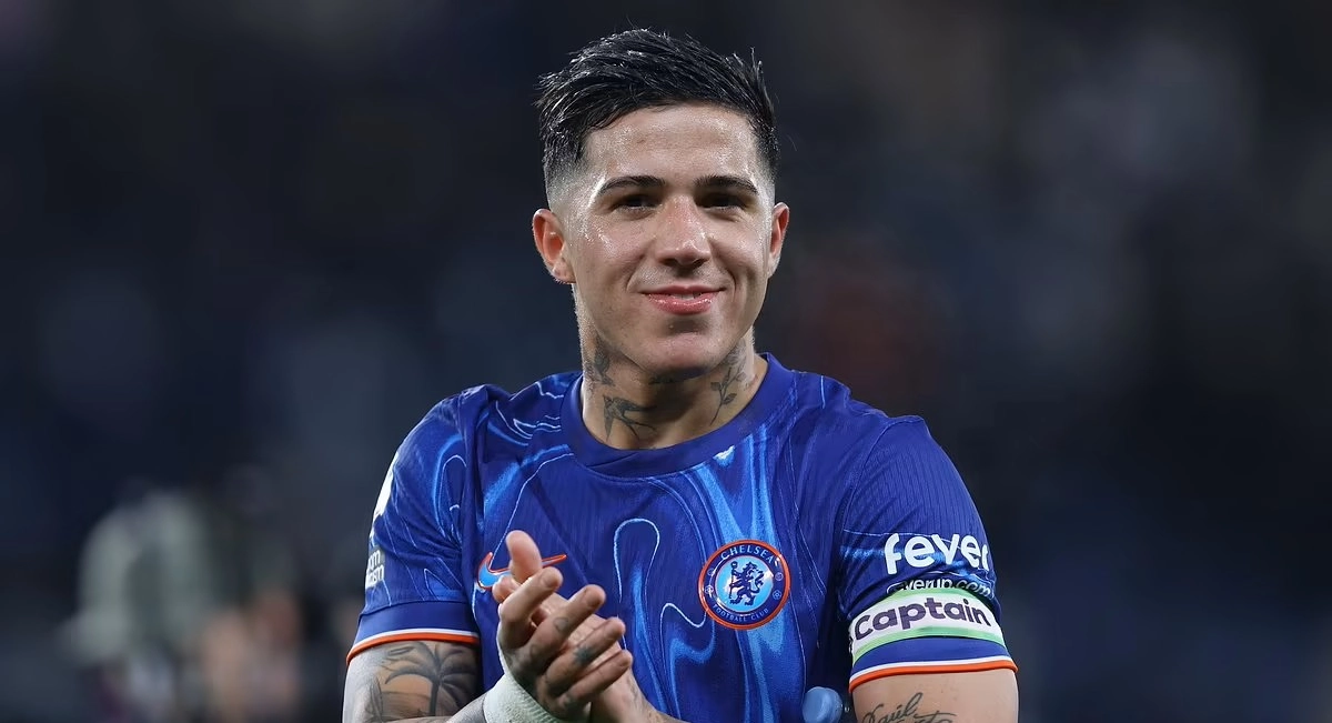 Bí thuật Enzo làm chủ nhịp độ trận đấu ngay