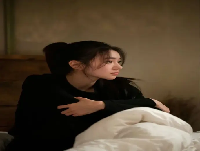 Chọn lọc ảnh buồn cô gái chất lượng và chân thực