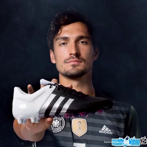 Mats Hummels trong màu áo thi đấu