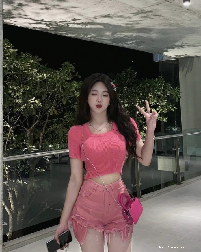 Ảnh gái xinh Việt Nam với phong cách cosplay cá tính