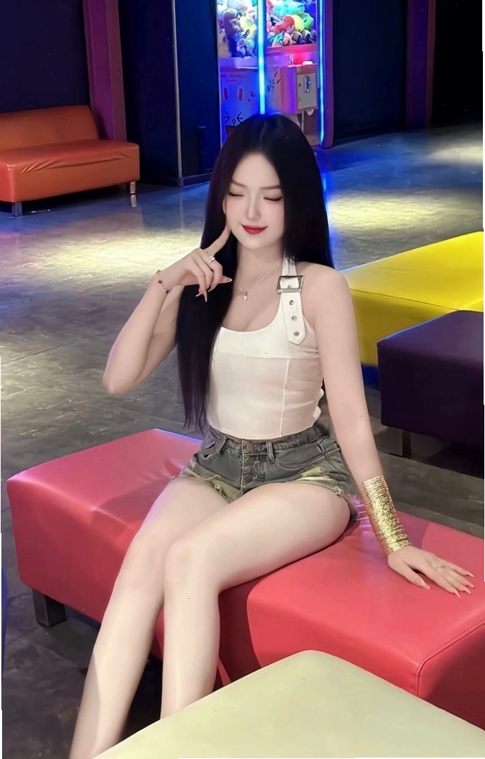 Ảnh gái xinh Việt Nam với phong cách sexy tinh tế và quyến rũ
