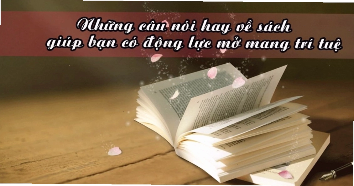 Ảnh minh họa những quyển sách xếp chồng lên nhau tượng trưng cho kho tàng tri thức