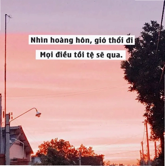 Cận cảnh một ly cà phê nóng với khói bốc lên, mang cảm giác chill và thư giãn