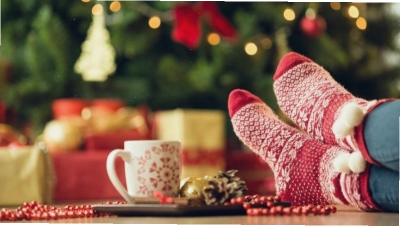 Caption Giáng Sinh hài hước cho bạn nam tỏ tình