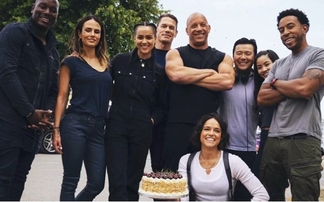 Câu nói hay về tình yêu trong phim Hollywood: Hãy yêu và để được yêu