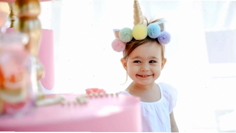 Con gái yêu đón sinh nhật 1 tuổi