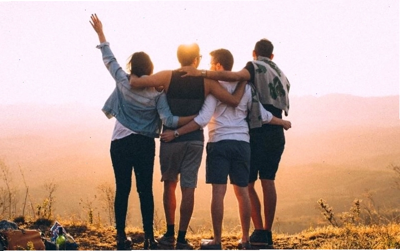 Để có bạn bè, trước hết bạn phải là một người bạn tốt