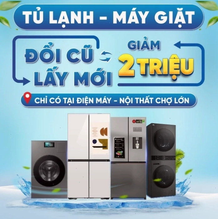 Gia đình vui vẻ bên bờ biển
