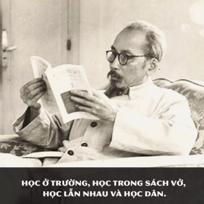 Hình ảnh Bác Hồ với thiếu nhi