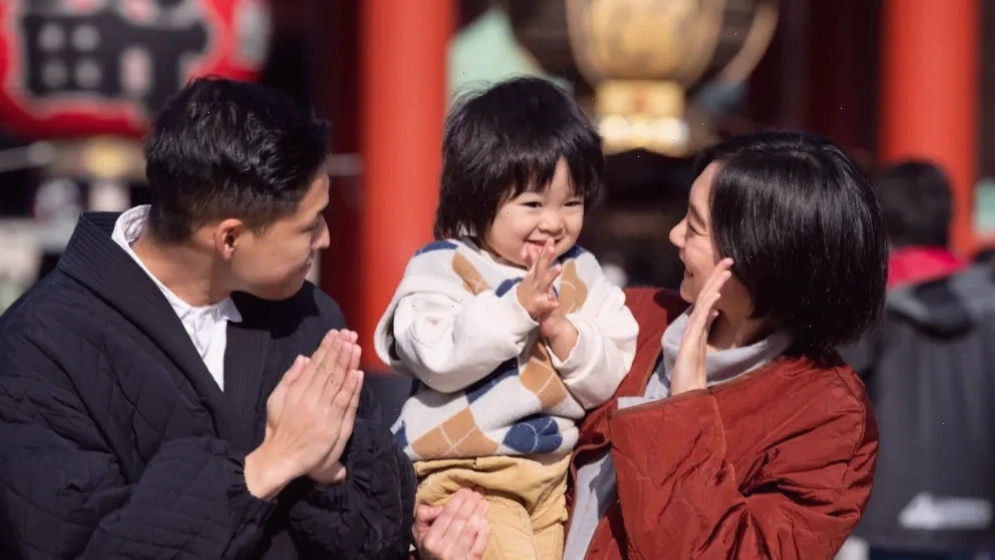 Hình ảnh Vầng Trăng và Bánh Trung Thu