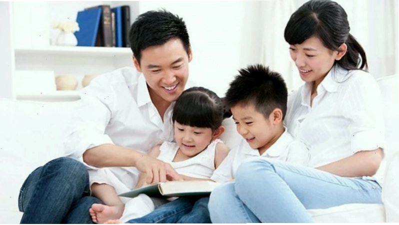 Khoảnh khắc đời thường của cặp vợ chồng hạnh phúc