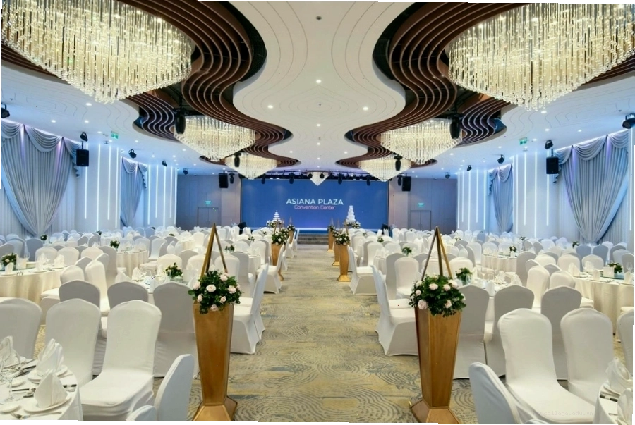 Không gian tiệc cưới sang trọng tại Asiana Plaza