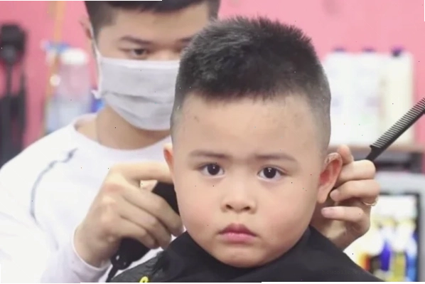 Kiểu tóc Buzz Cut gọn gàng cho bé trai 13 tuổi