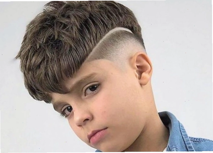 Kiểu tóc trẻ em nam cá tính với Mohican