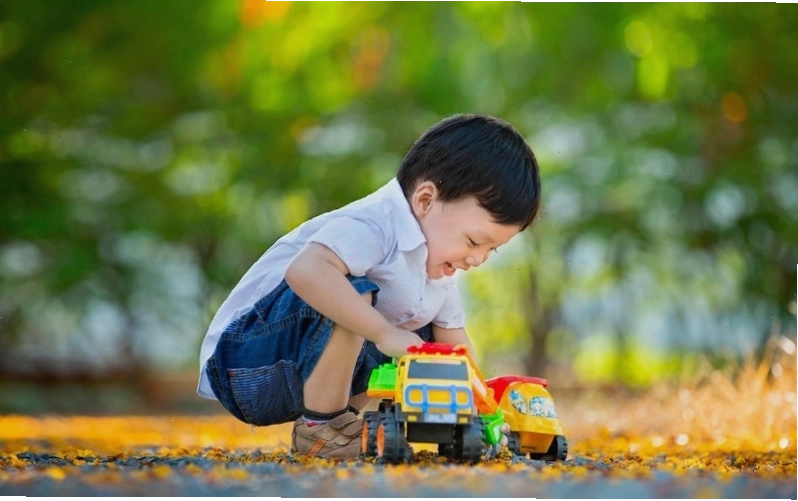 Lời chúc hài hước cho bé 2 tuổi