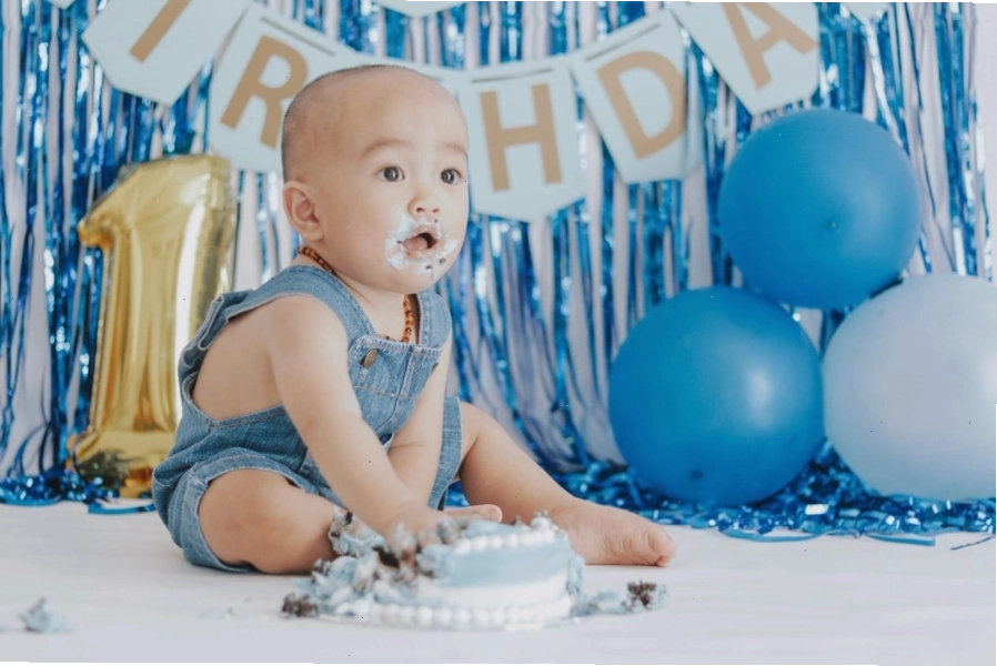 Lời chúc sinh nhật con trai hài hước và vui nhộn