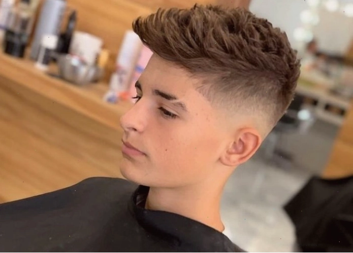 Mẫu tóc cho bé trai năng động với kiểu Spiky