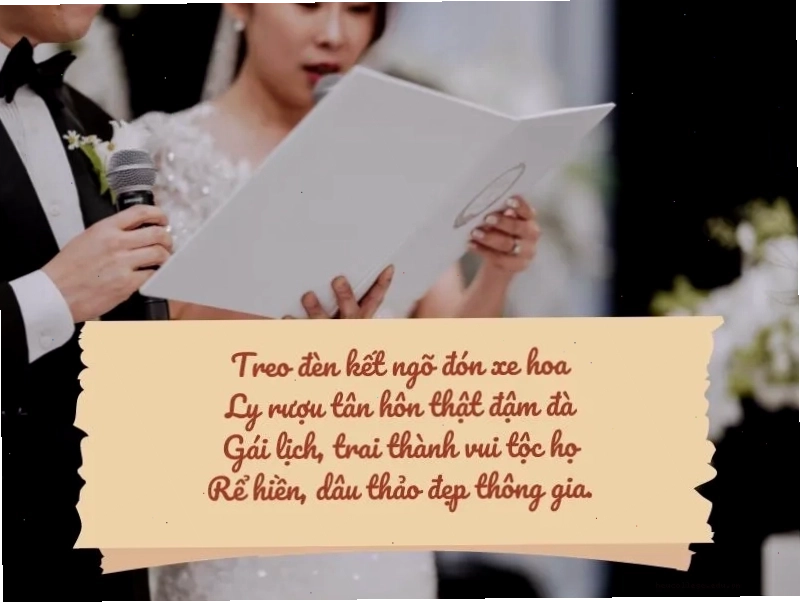 MC đám cưới tạo không khí vui tươi với lời dẫn hài hước