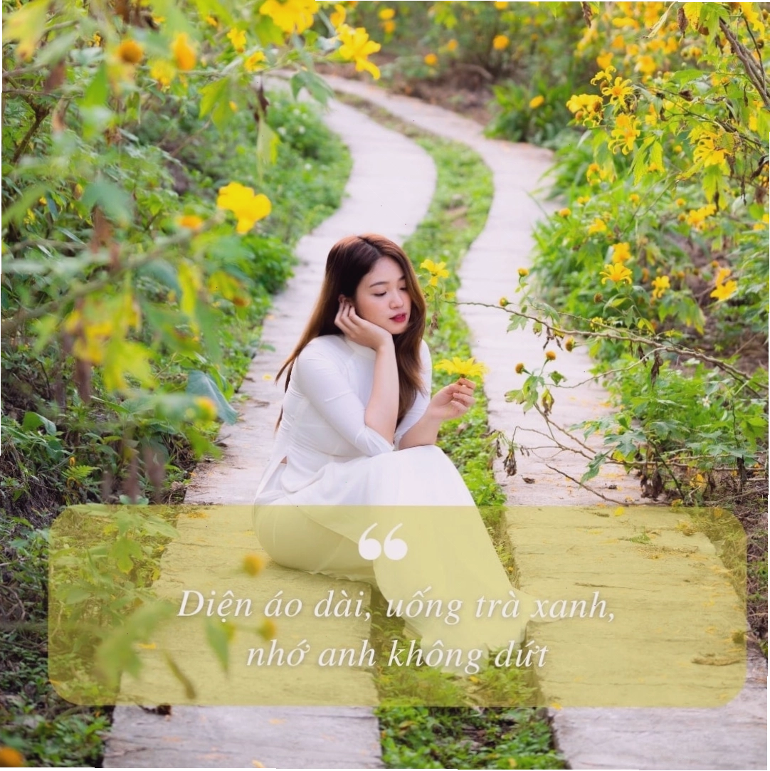 Nữ sinh duyên dáng trong tà áo dài trắng