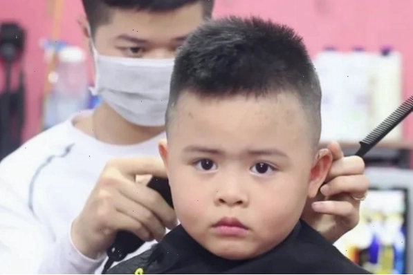 Tóc Buzz Cut siêu ngắn, mát mẻ và gọn gàng cho bé trai