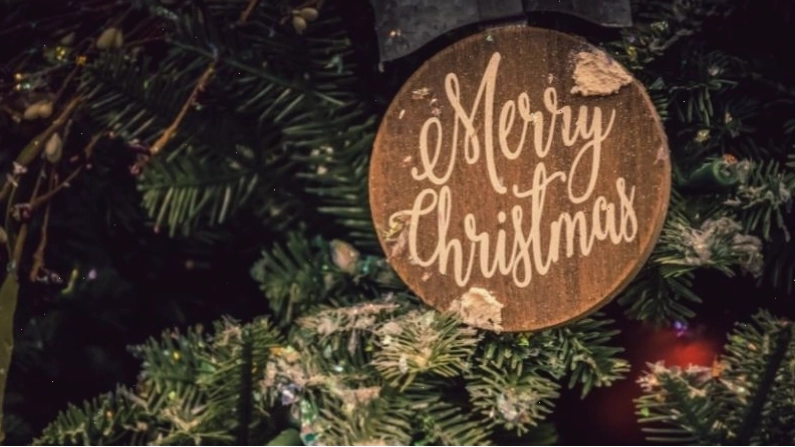 Tuyển người yêu mùa Noel với status độc đáo và hài hước