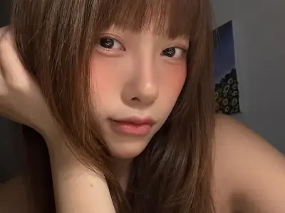 Hình avatar gái xinh cute nhẹ nhàng cho mạng xã hội