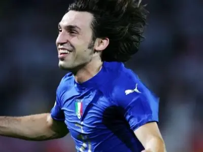 Kiến trúc sư lùi sâu Andrea Pirlo và di sản bất tử