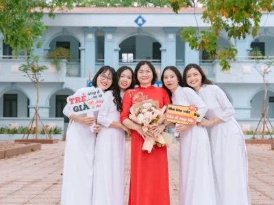 Họp Lớp 20 Năm: Stt Tri Ân Ký Ức, Nơi Tình Bạn Vượt Thời Gian