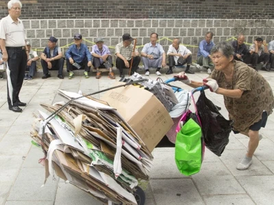 Những câu nói hay về nghèo bị người ta khinh: Nhìn nhận sự thật và vươn lên