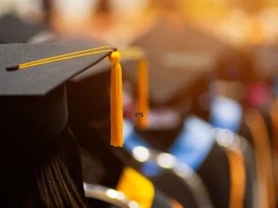 Top 100+ Caption Kỷ Yếu Ngắn Gọn, Hay và Cảm Động 2026
